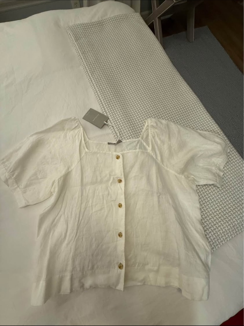 Everlane Ivory Button-Front Linen Top